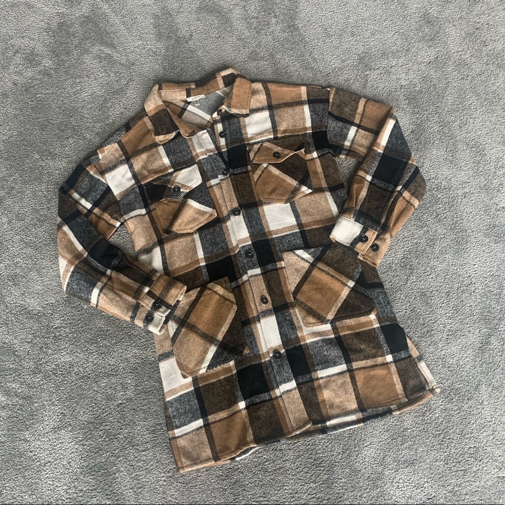 CCXO Boutique Neutral Colored Shacket